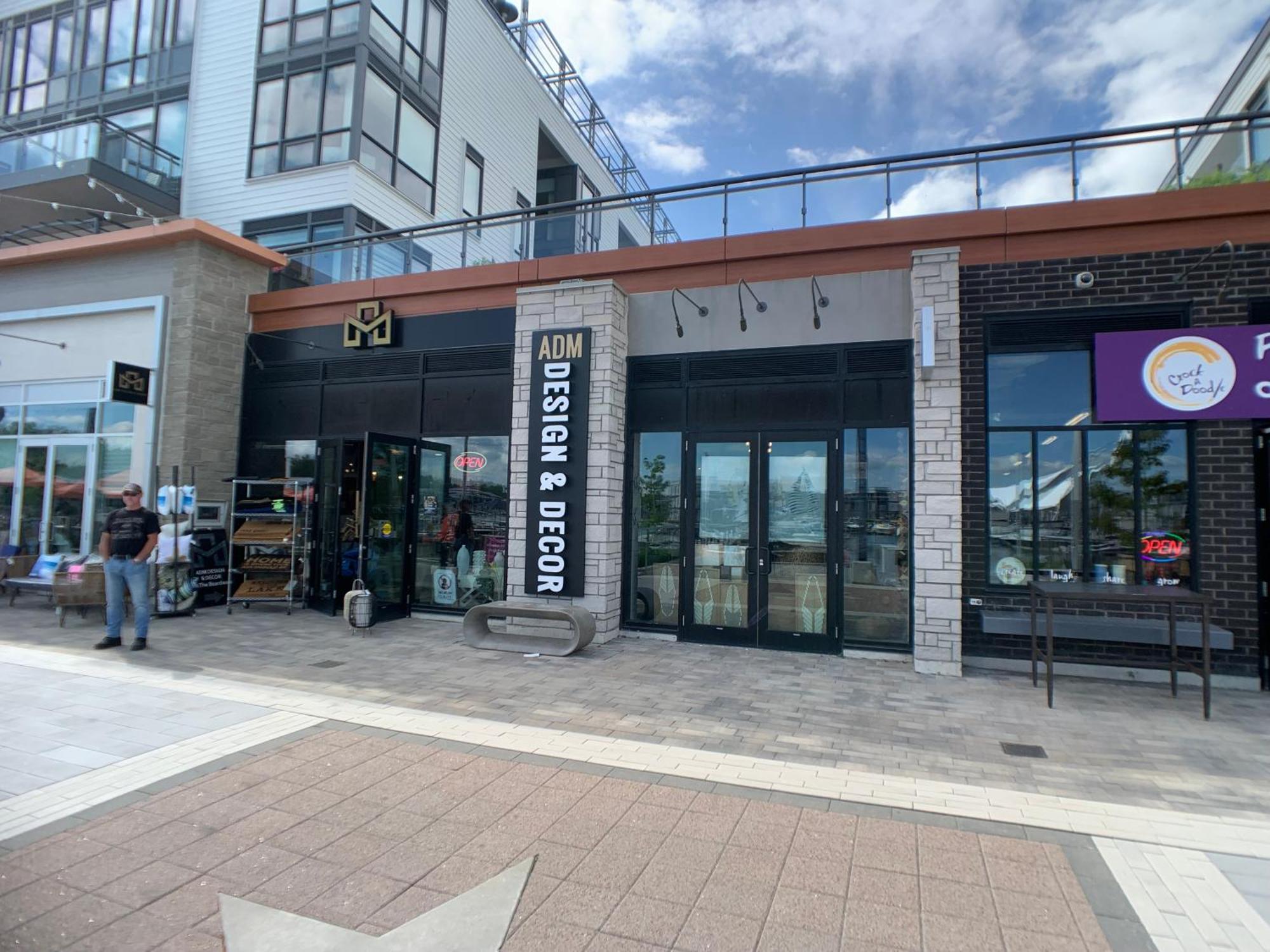 Stunning Stayz At Friday Harbour Beach Marina Resort Lake Simcoe Innisfil Exterior photo
